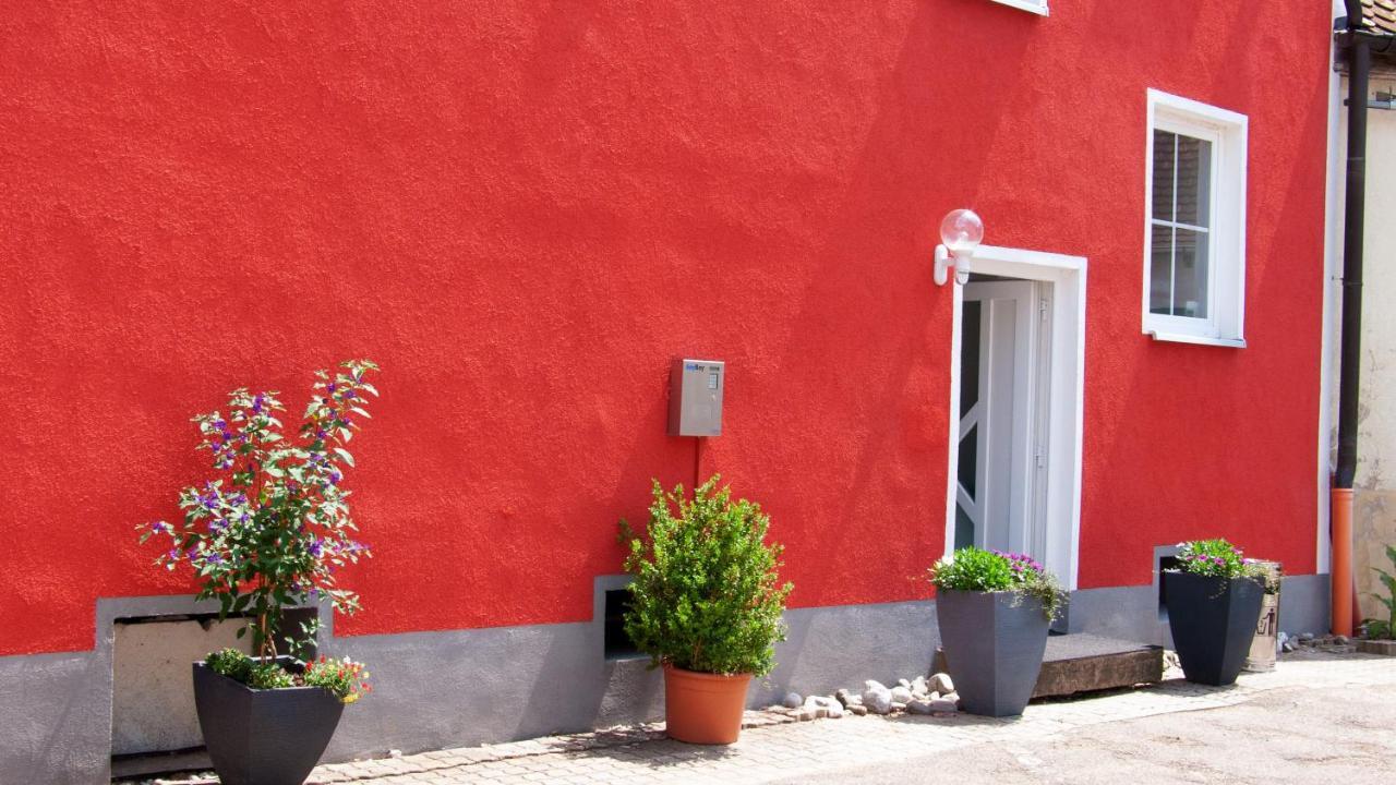 Apartmenthaus "Zum Birnbaum" Rosstal Bagian luar foto