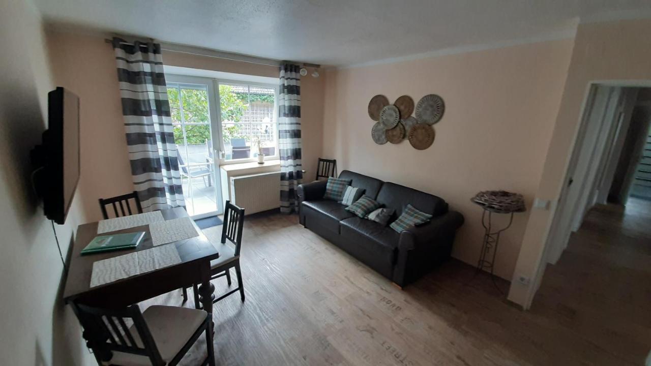 Apartmenthaus "Zum Birnbaum" Rosstal Bagian luar foto