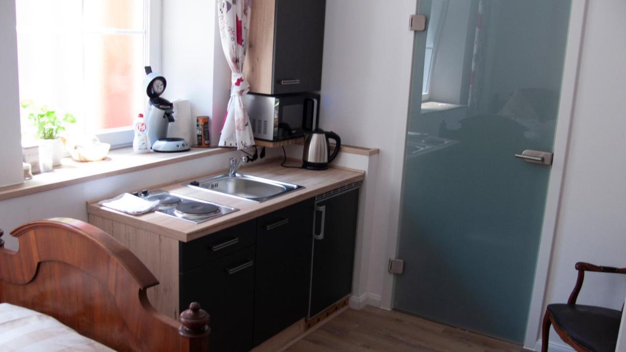 Apartmenthaus "Zum Birnbaum" Rosstal Bagian luar foto