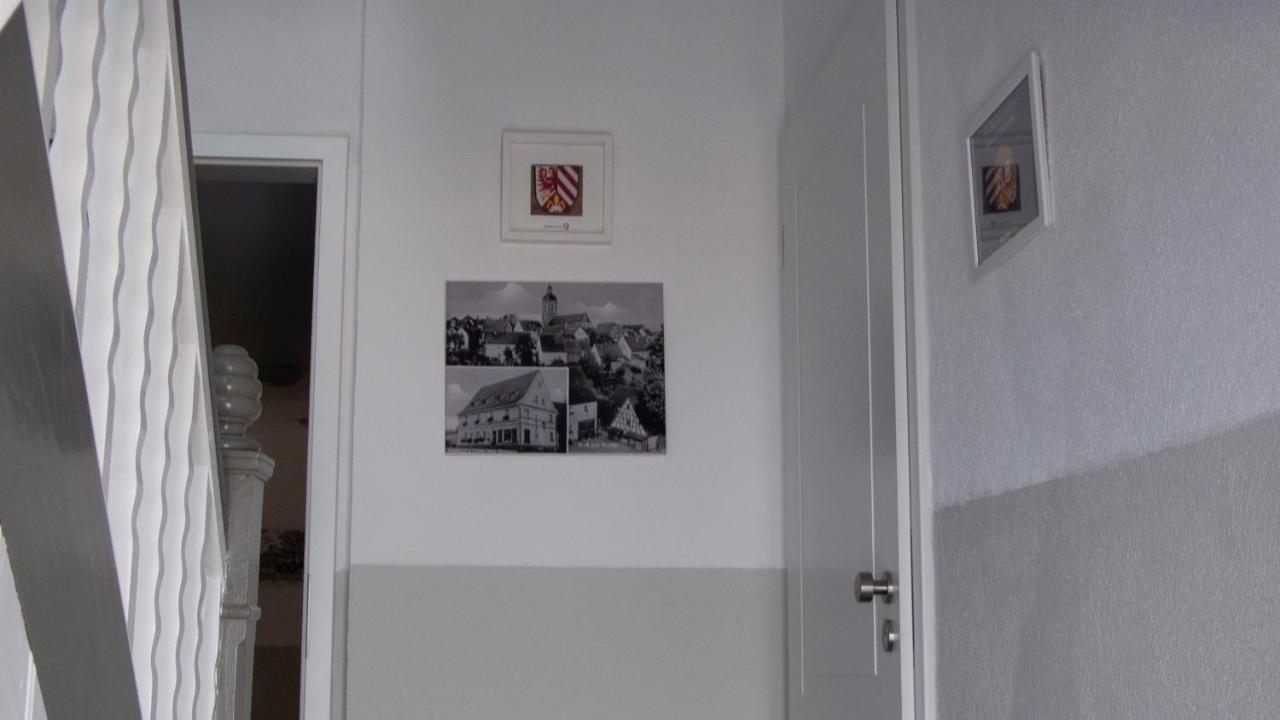 Apartmenthaus "Zum Birnbaum" Rosstal Bagian luar foto
