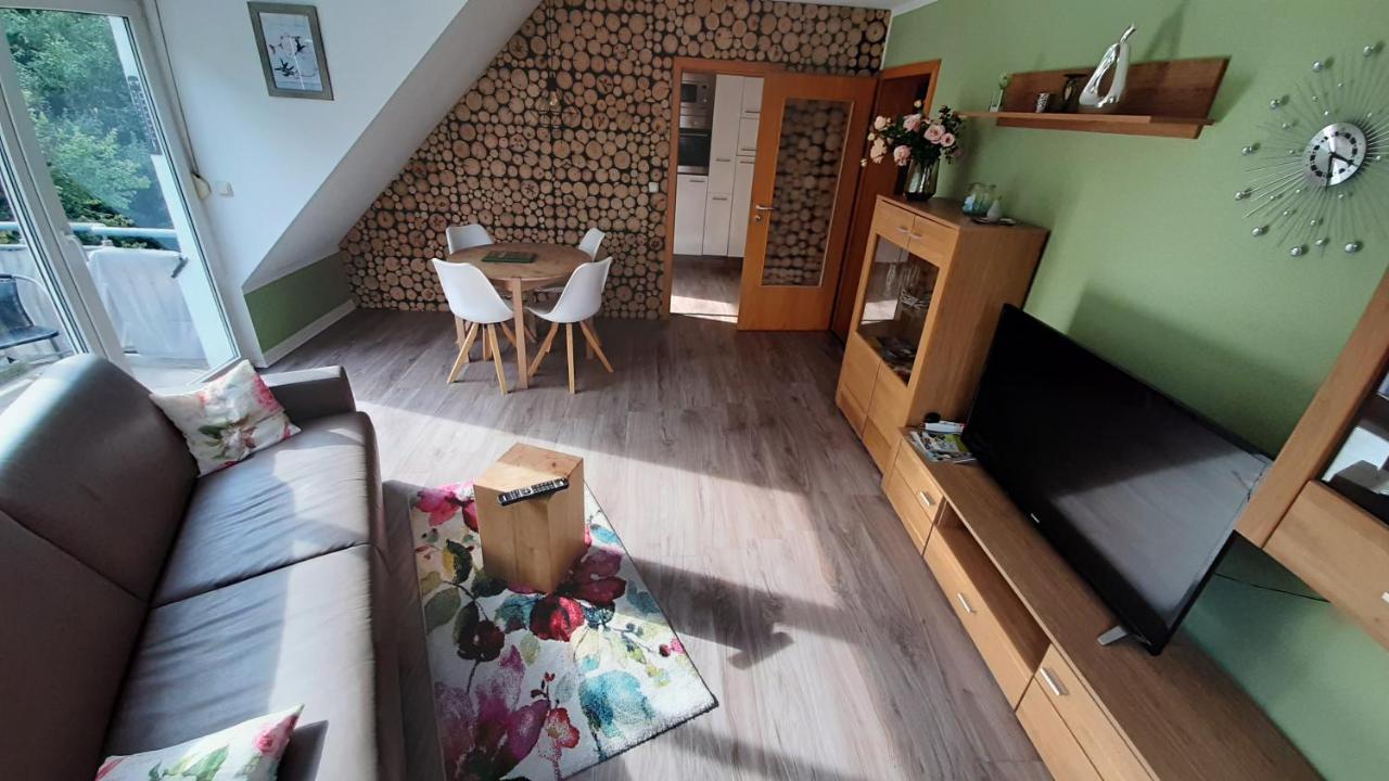 Apartmenthaus "Zum Birnbaum" Rosstal Bagian luar foto
