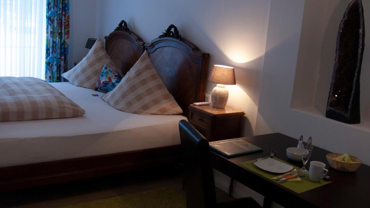 Apartmenthaus "Zum Birnbaum" Rosstal Bagian luar foto