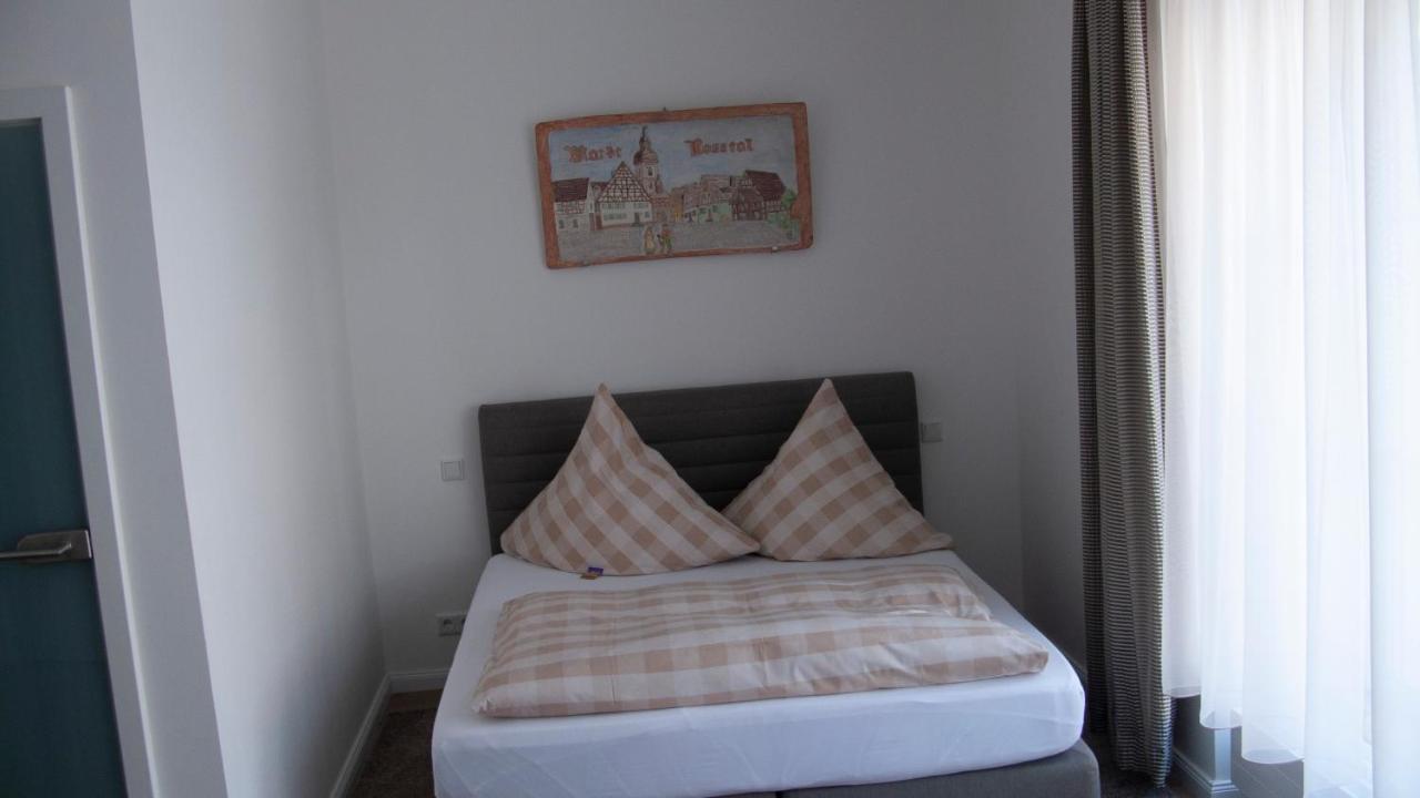 Apartmenthaus "Zum Birnbaum" Rosstal Bagian luar foto